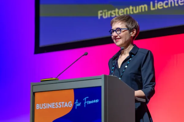 2656344_businesstag-fuer-frauen-in-vaduz-28-10-2025_ajaxbilder-1086w_1f0ja9_75xsik